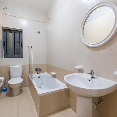 Triq Guze Miceli Apartament