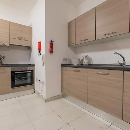 Triq Guze Miceli Apartamento Msida
